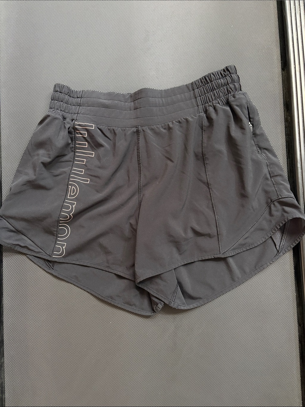 lululemon athletica Black Women's Hotty Hots 4”